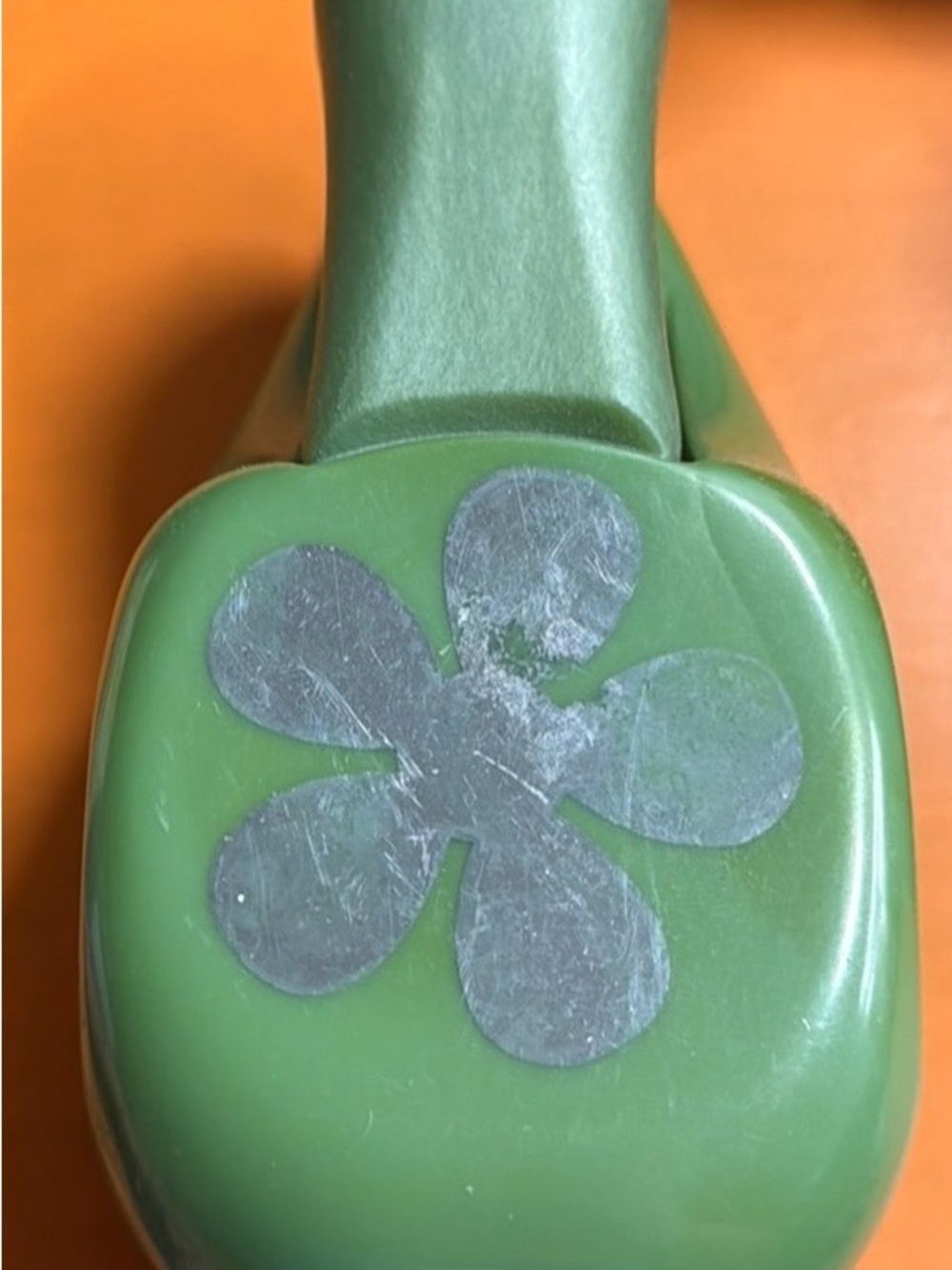 Green Flower-Accent Handheld Tool